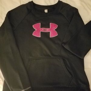 Women's Under Armour sweatshirt